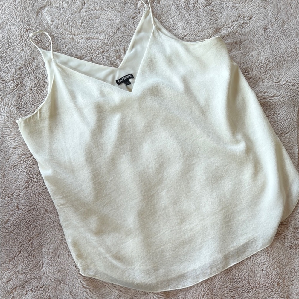 Express White Top